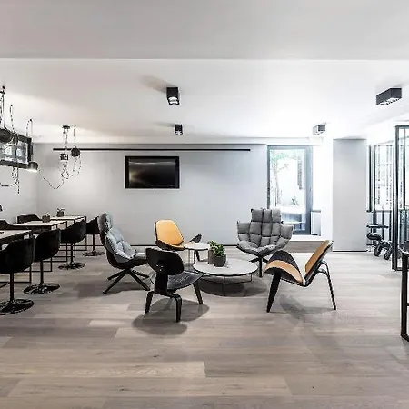 The Duke Boutique Hotel 3*