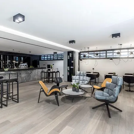 The Duke Boutique Hotel 3*